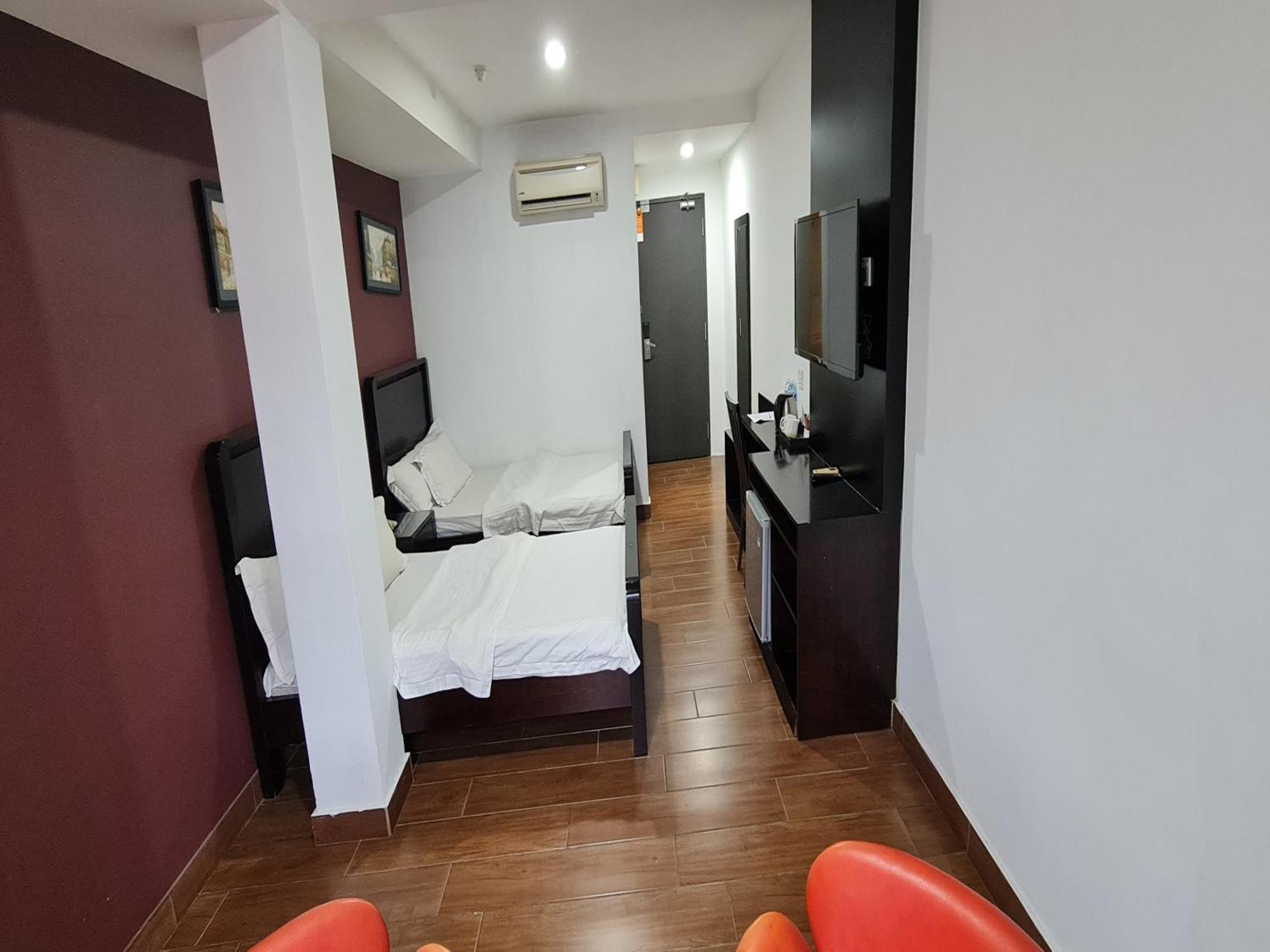 Hotel O Crossroads Hotel Куала Лумпур Екстериор снимка